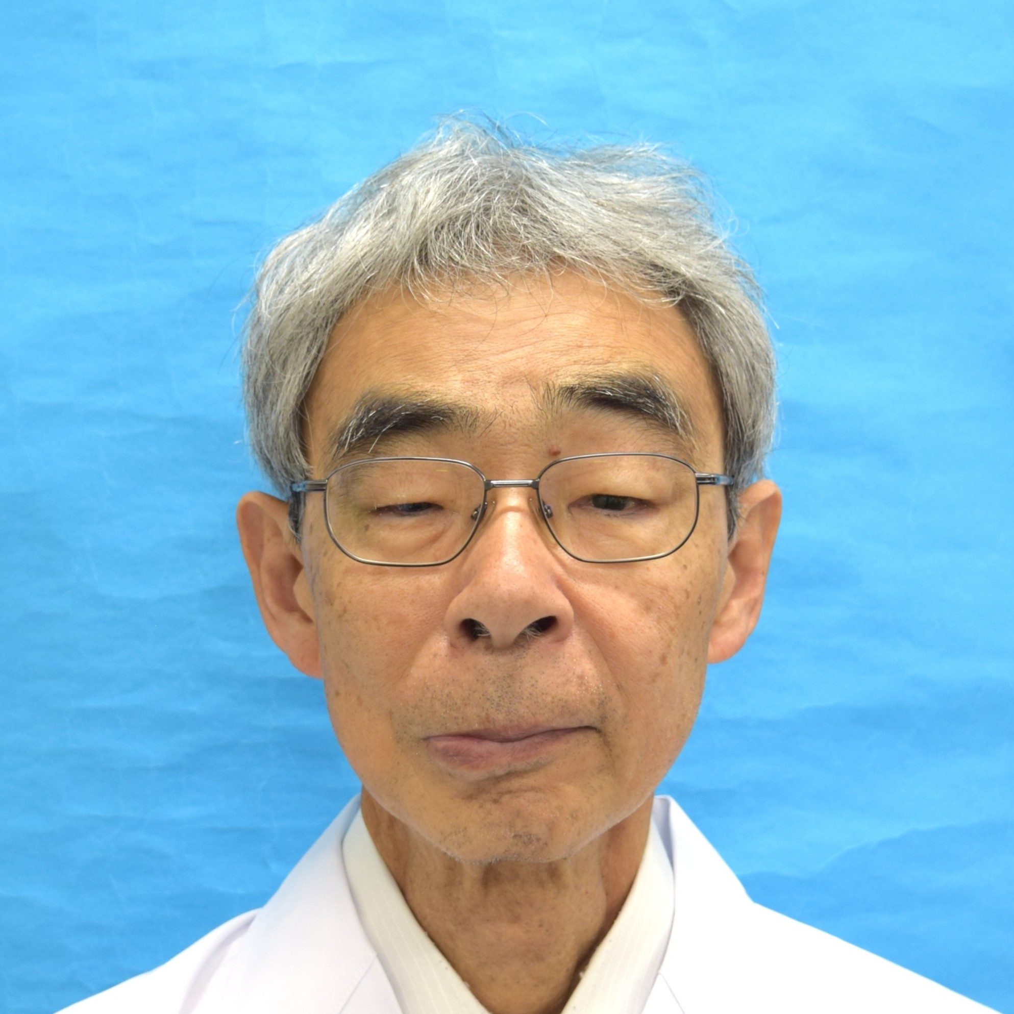 愛場 庸雅